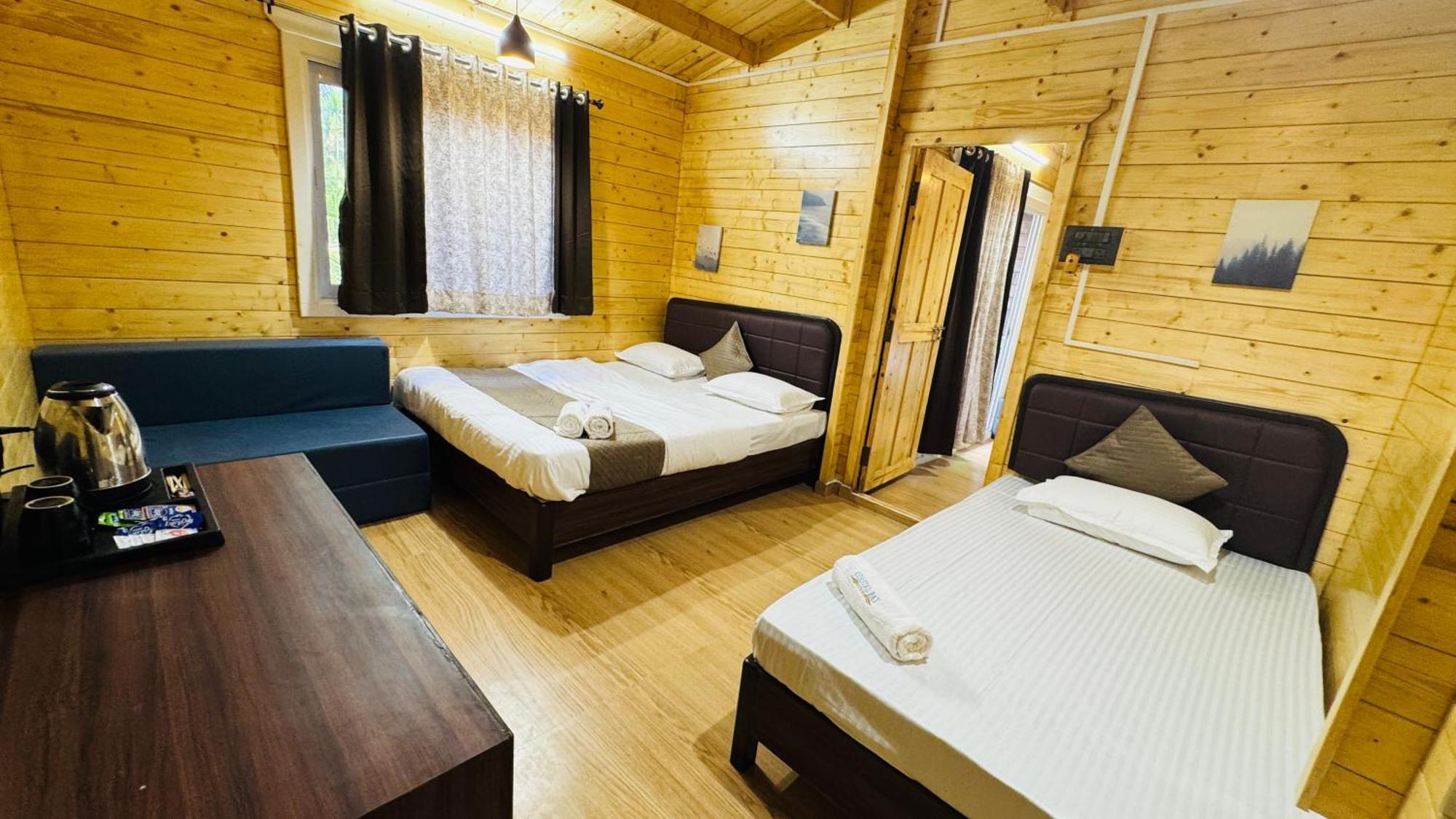 Coastal Bay Inn Alībāg Eksteriør bilde