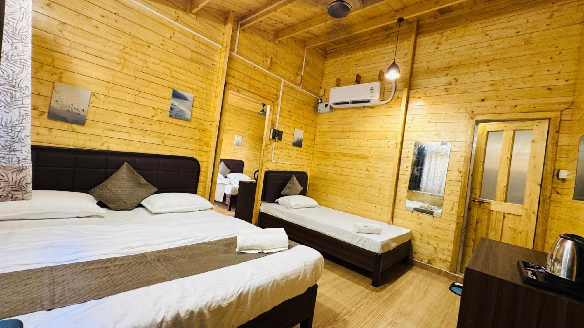 Coastal Bay Inn Alībāg Eksteriør bilde